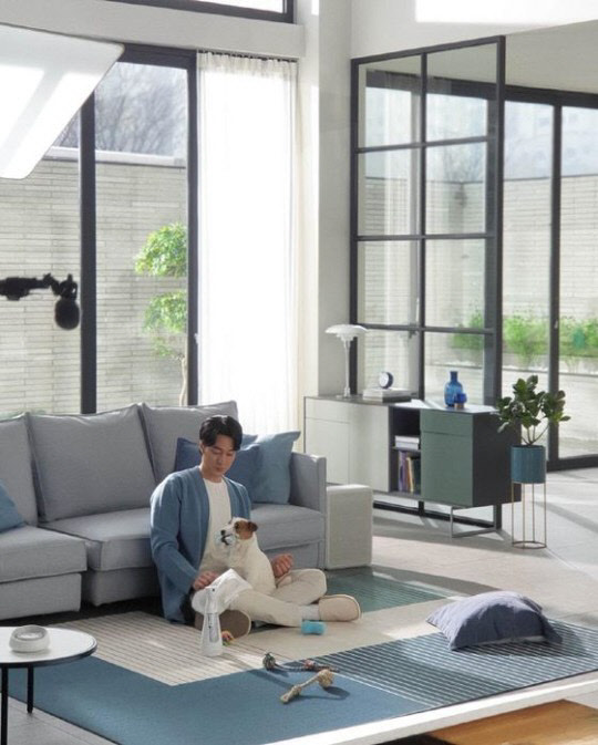 배우 소지섭. [사진=51k 공식 인스타그램 사진 캡처]